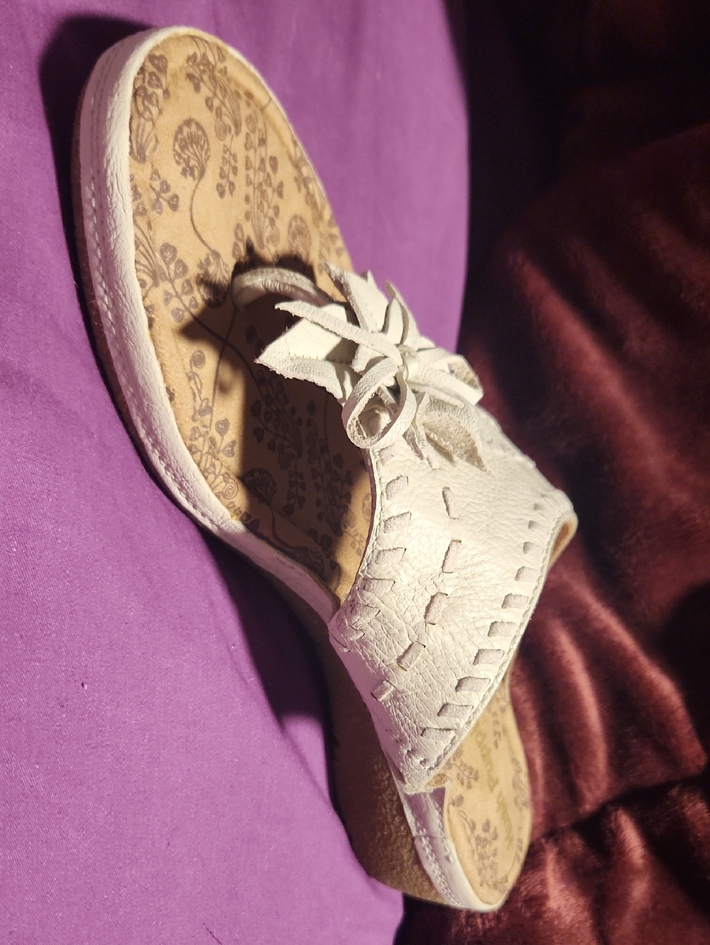 Hush Puppies.Off White Slip-On Sandal .excellent Condition